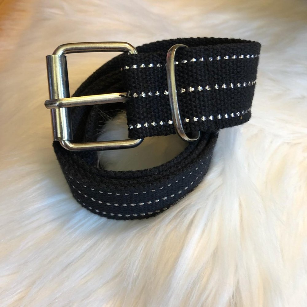 Black with Silver Thread Detail Belt